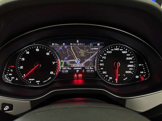 Audi Q7 11