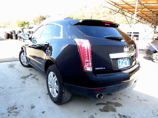 Cadillac SRXCrossover 5