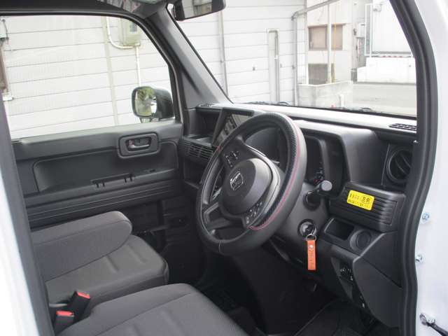 Honda N-VAN 12