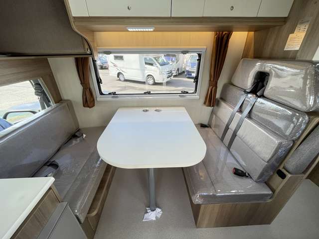 Toyota Camroad 4