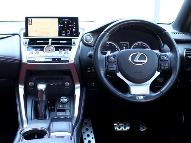 Lexus NX 8