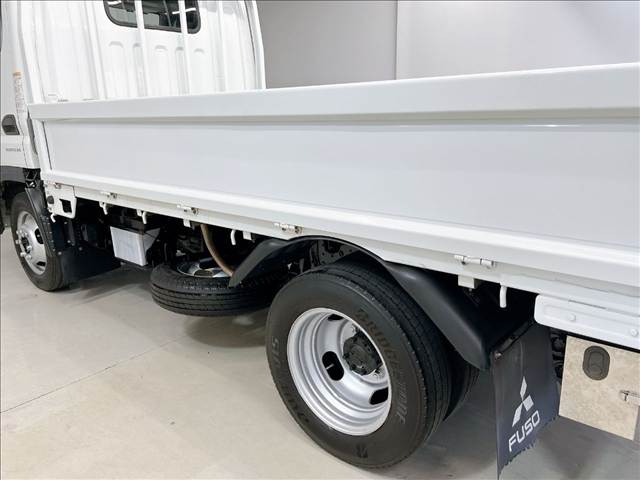 Mitsubishi Fuso Canter 12