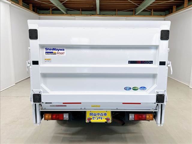 Mitsubishi Fuso Canter 6