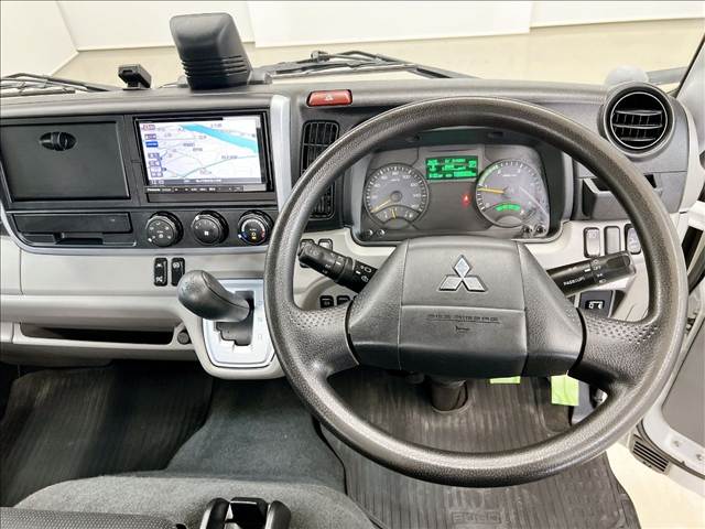 Mitsubishi Fuso Canter 10