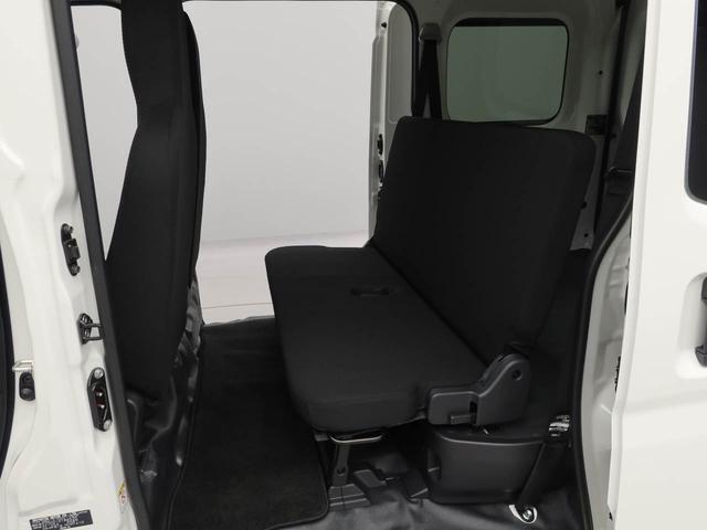 Daihatsu Hijet Cargo 11