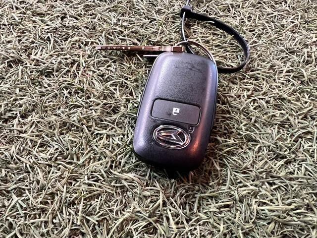 Daihatsu Rocky 11
