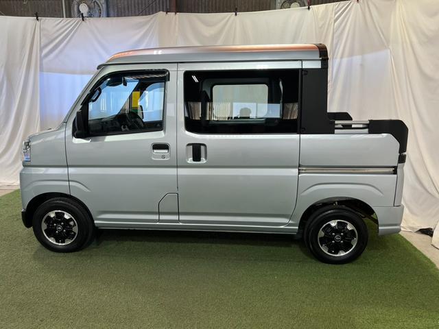 Daihatsu Hijet Deck Van 4
