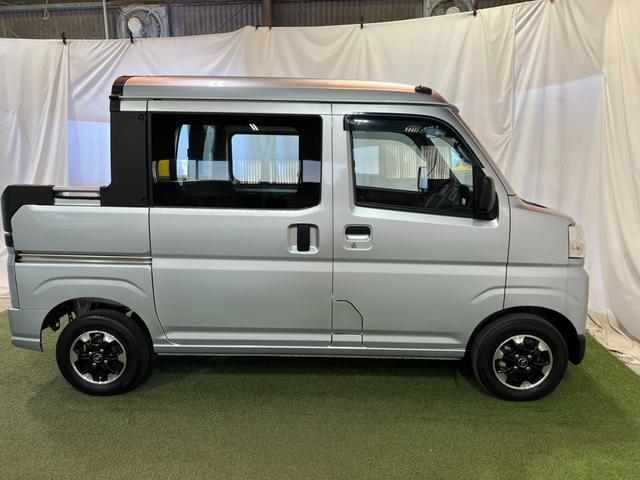 Daihatsu Hijet Deck Van 5