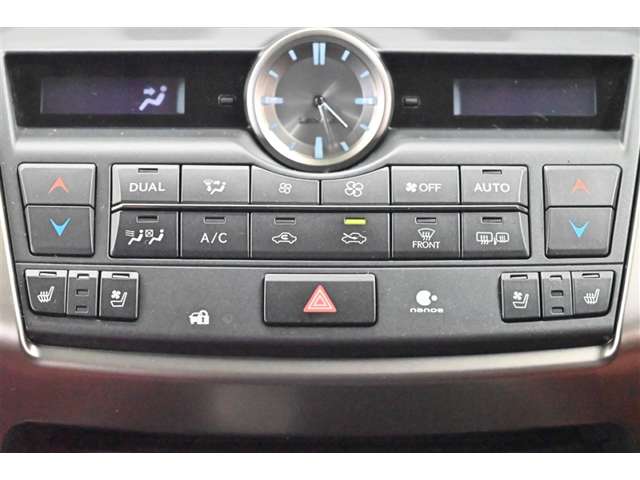 Lexus NX 8