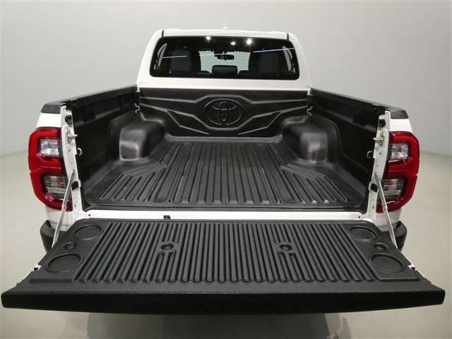 Toyota Hilux 12