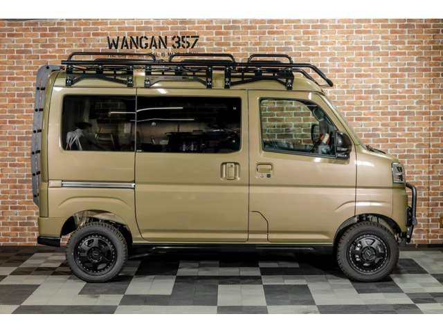 Daihatsu Atrai 7