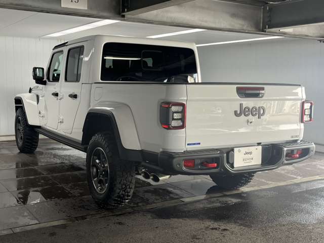 Jeep Gladiator 8
