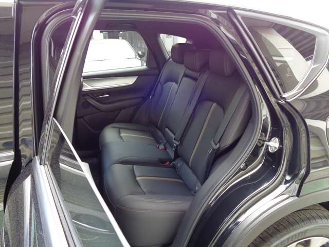Mazda CX-60 9