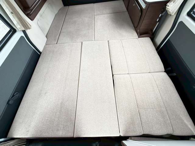 Toyota Light Ace Van 7