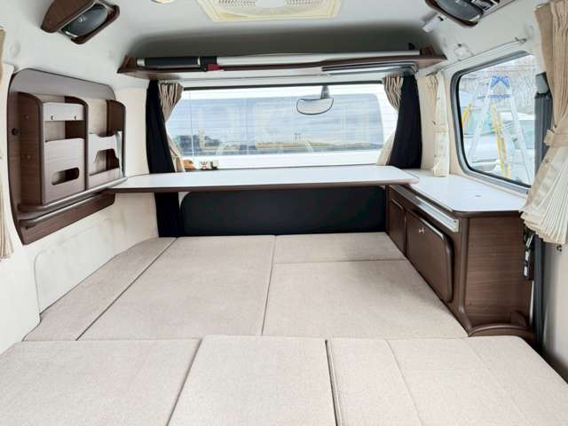Toyota Light Ace Van 8