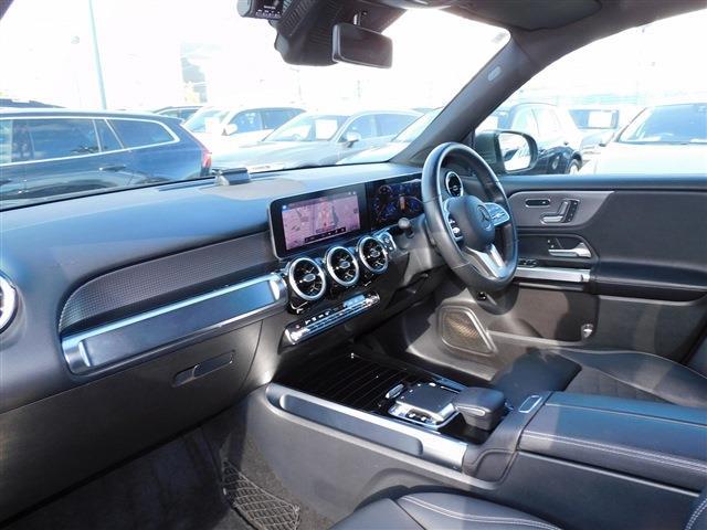 Mercedes-Benz GLB 4