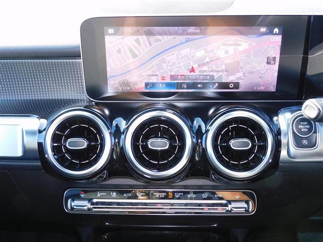 Mercedes-Benz GLB 10