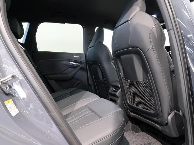 Audi Q6 e-tron 9