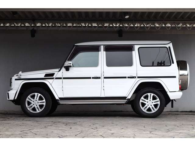 Mercedes-Benz G-Class 9