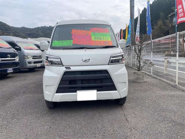 Daihatsu Hijet Cargo 2
