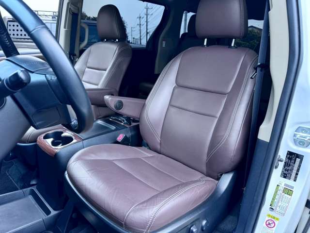 Toyota シエナ 10