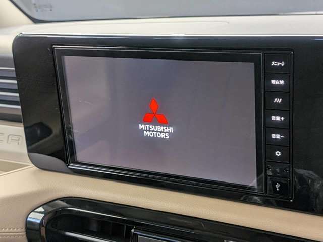 Mitsubishi Delica Mini 6