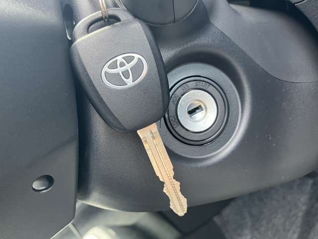 Toyota Probox Van 4