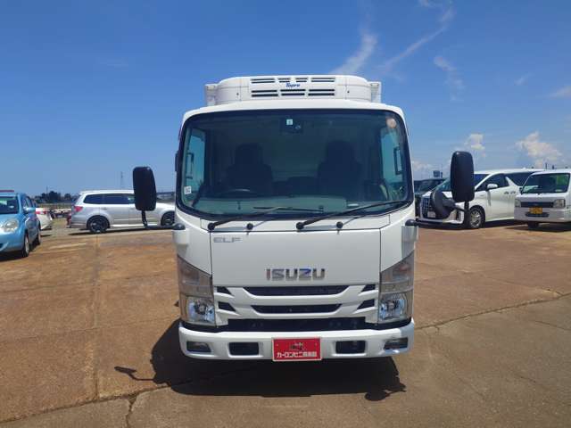 Isuzu Elf 2