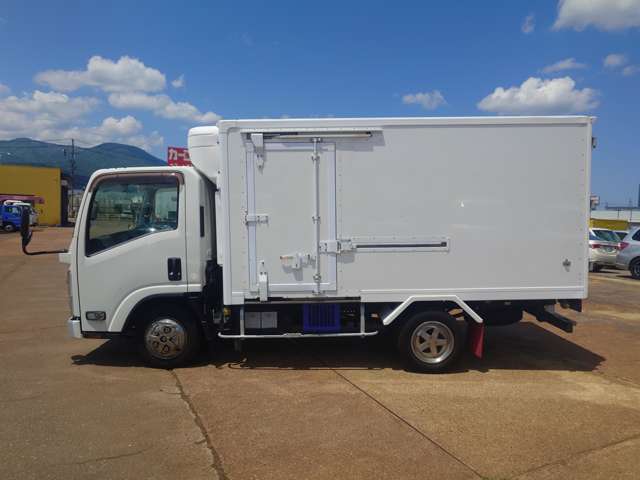 Isuzu Elf 8