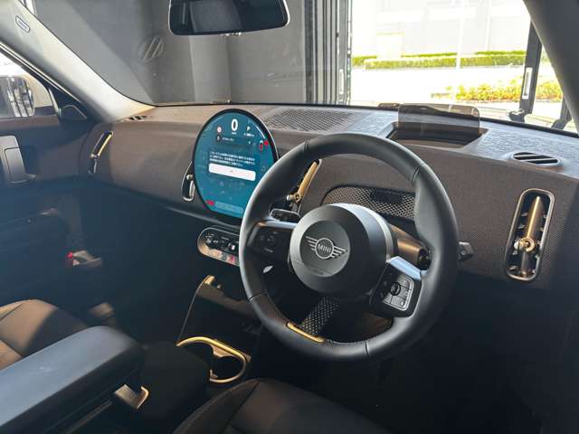 MINI Countryman 8