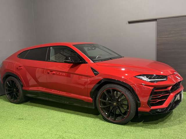 Lamborghini ウルス 11