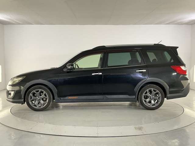 Subaru Exiga Crossover7 7