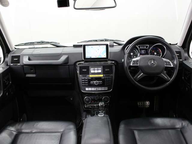 Mercedes-Benz G-Class 2