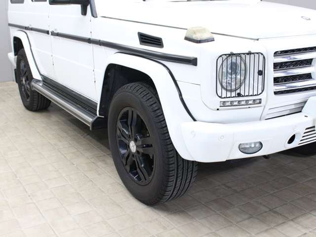 Mercedes-Benz G-Class 3