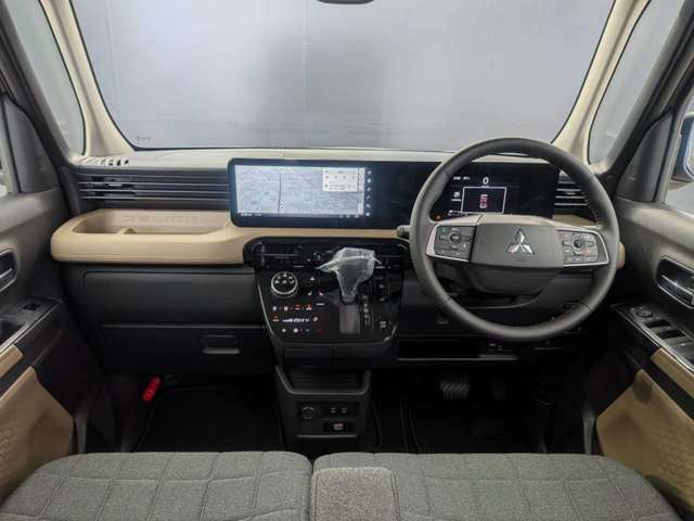 Mitsubishi Delica Mini 5
