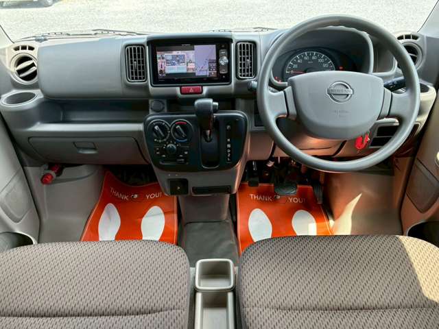 Nissan NV100 Clipper 10