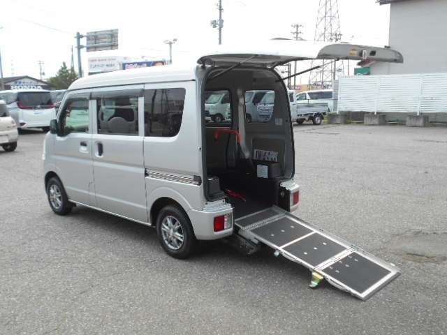 Suzuki Every 9