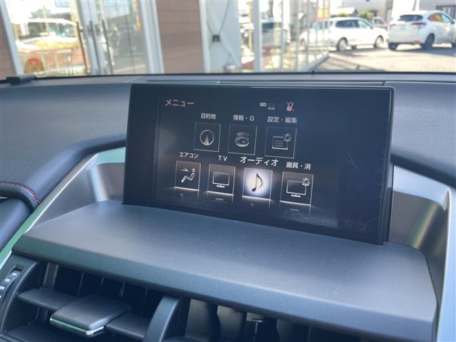 Lexus NX 9
