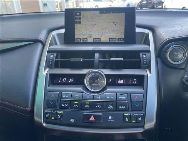 Lexus NX 10