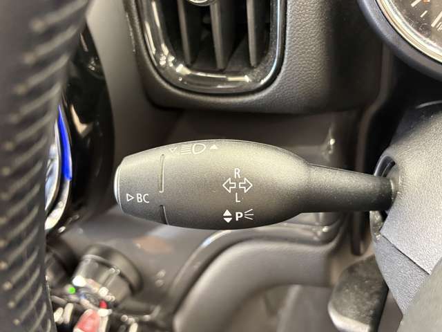 MINI Crossover 8