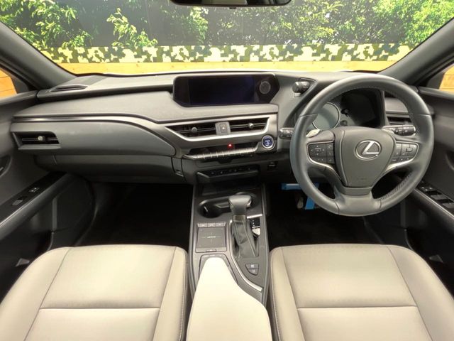 Lexus UX 2