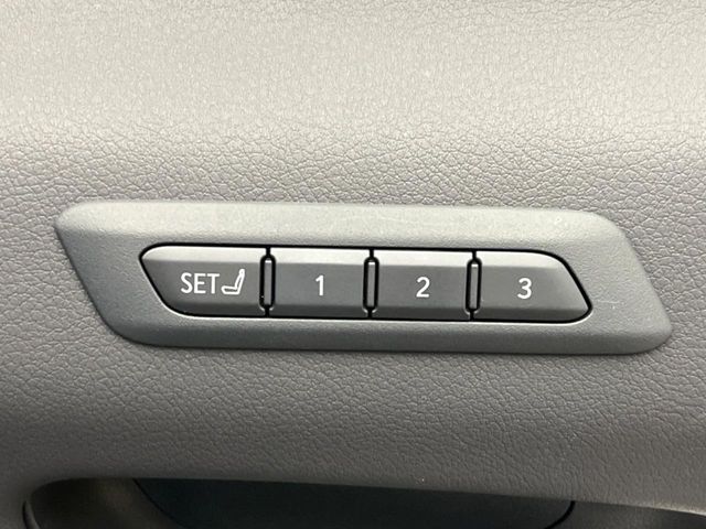 Lexus UX 5