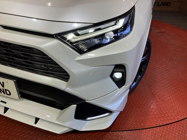 Toyota RAV4 12