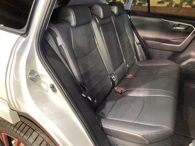 Toyota RAV4 9