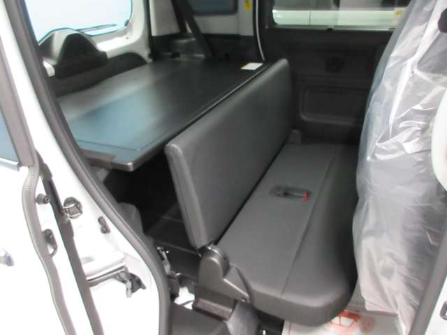 Suzuki Spacia Base 11