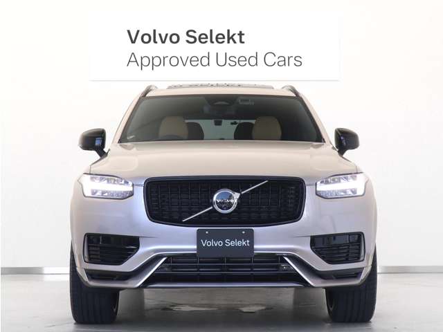 Volvo XC90 11