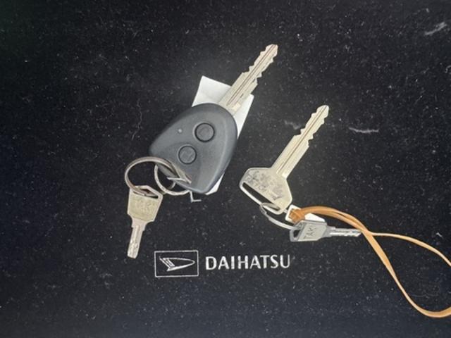 Daihatsu Hijet Deck Van 8