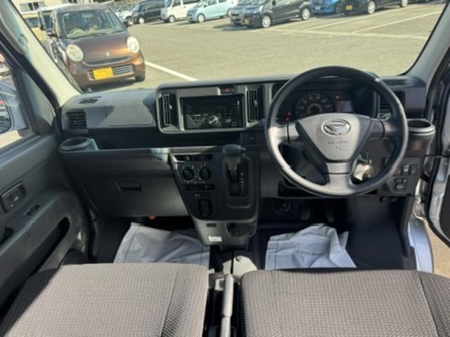 Daihatsu Hijet Deck Van 9