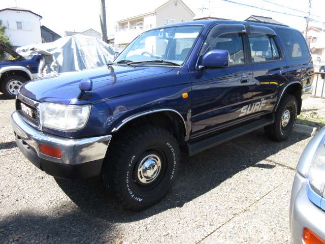 Toyota Hilux Surf 2