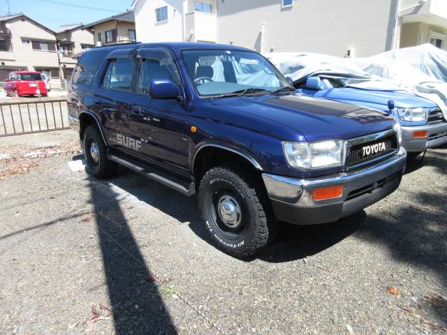 Toyota Hilux Surf 4